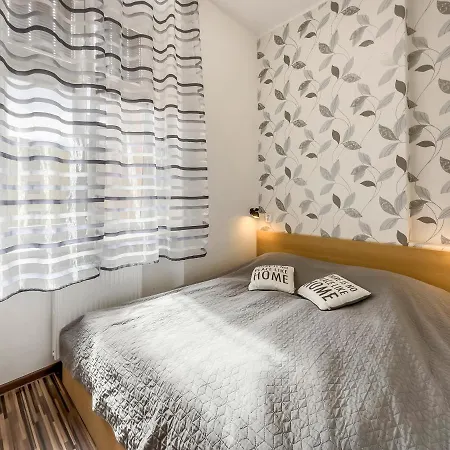 Апартаменты Laura's Карловы Вары